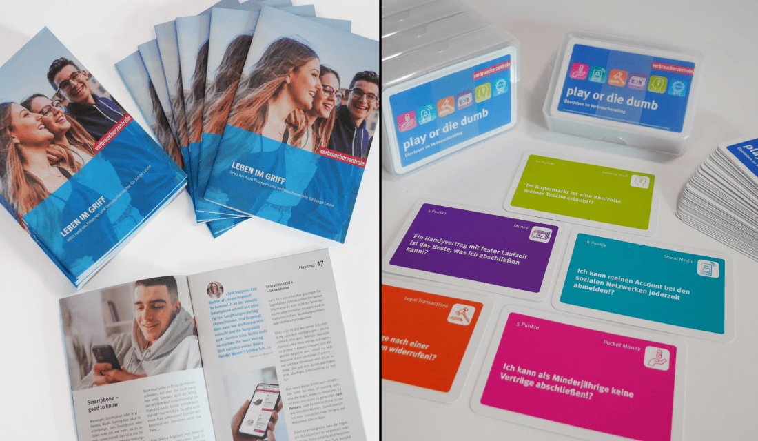 Die blauen Broschüren "Leben im Griff" und das Kartenspiel "Play or die dumb"