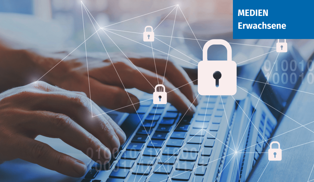 Zwei Hände tippen auf einer Tastatur, das Symbol eines Vorhängeschloss ist zu sehen