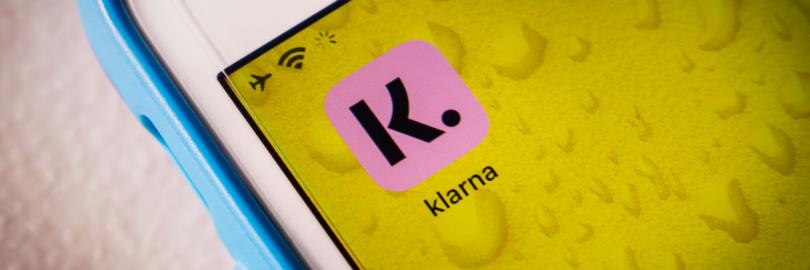 Smartphone mit Klarna-App