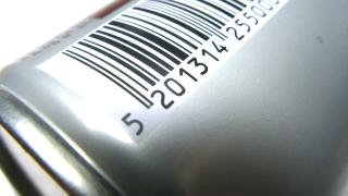 Strichcode auf einer Getränkedose
