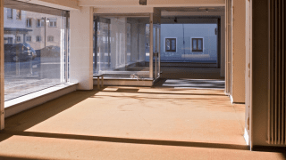 Innenansicht leerer Geschäftsräume 