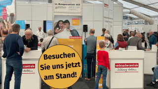 Die Verbraucherzentrale Schleswig-Holstein an einem Messestand.